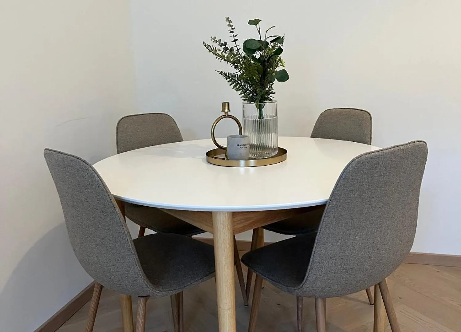 Luxurious One Room Apartment Near Schoenbrunn Palace Vienna Austria